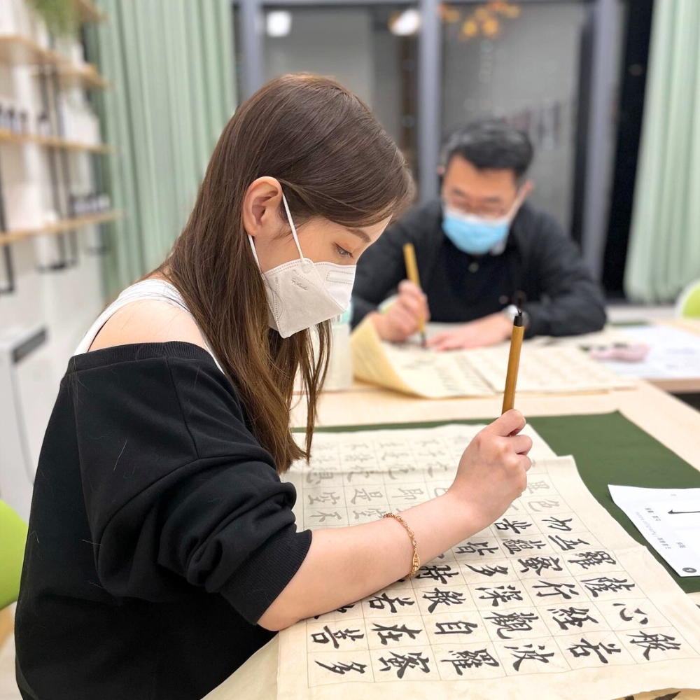 Ruby Yip Calligraphy｜中文書法課程｜企業及品牌合作｜工作坊｜即席揮毫｜題字服務